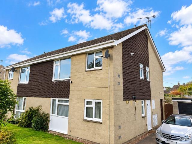Conygar Road, Tetbury, Gloucestershire GL8, 2 bed maisonette to rent, £1,100 pcm | PrimeLocation