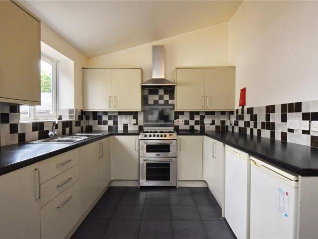 Conygre Road, Filton, Bristol. 5 bed house to rent £2,750 pcm £635 pw