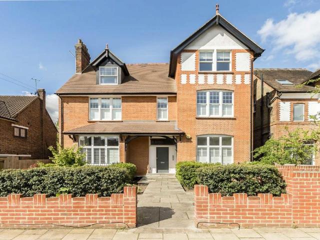 Conyers Road, London SW16 1 bed flat to rent £1,800 pcm £415 pw