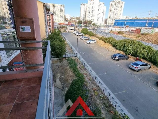 Con gastos comunes incluidos 3 dormitorios 1 baños en reñaca alto