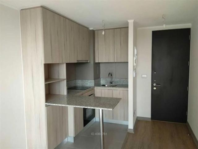 con estacionamiento y bodega*depto.en arriendo san miguel