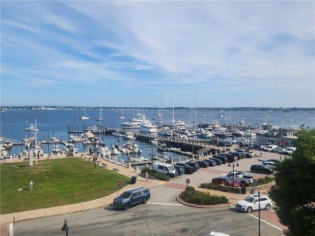 Conanicus Ave Apt E, Jamestown, Condo For Sale