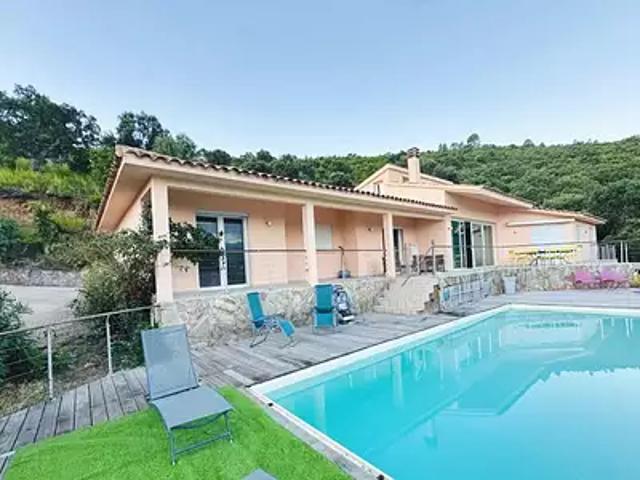 Sainte Lucie de Porto Vecchio 20144 Achat / Vente maison 6 pièces t6 piscine