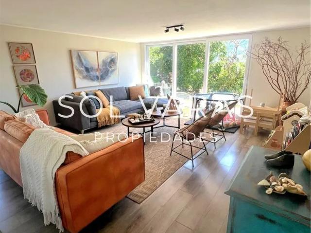 Concón A Pasos De La Playa Casa De 200 M2 Con 4 Dormitorios