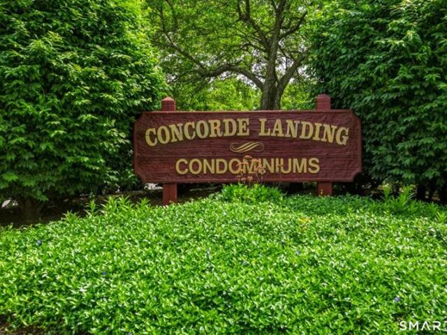 Concorde Way Unit B, Windsor Locks, Condo For Sale