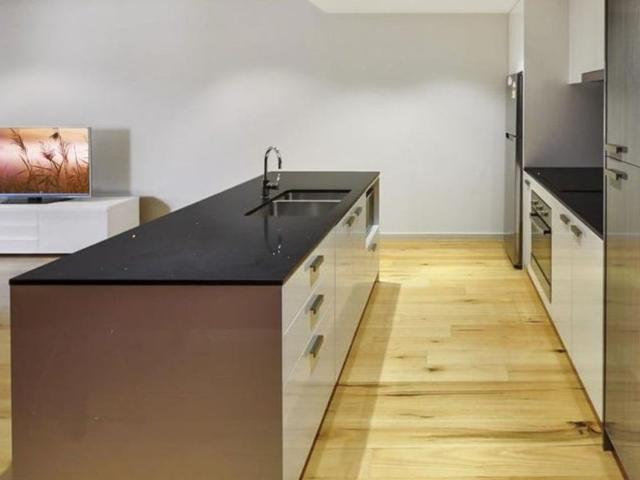Concorde South 1x1 UNIT FURNISHED – Utilities included