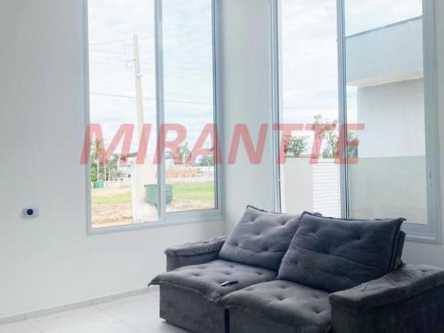 Cond. fechado de 185m² com 2 quartos