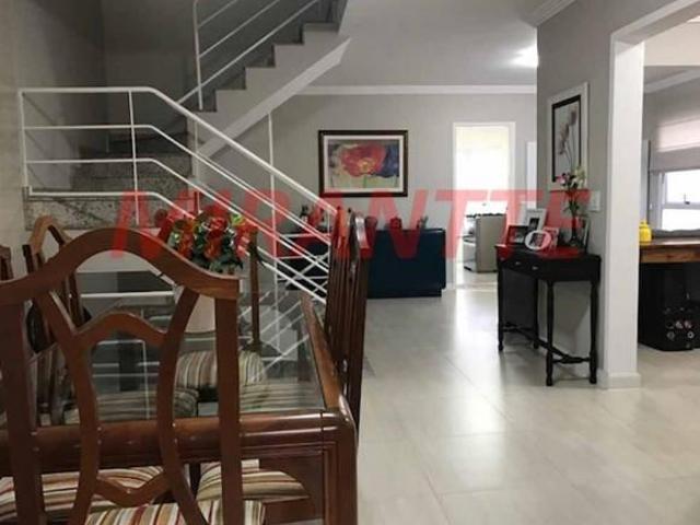 Cond. fechado de 260m² com 3 quartos