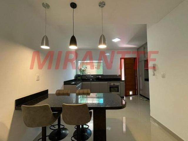 Cond. fechado de 87m² com 2 quartos