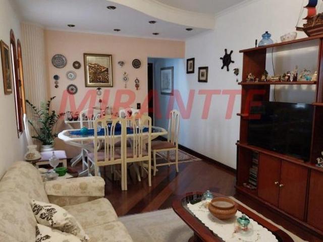 Cond. fechado de 93m² com 2 quartos