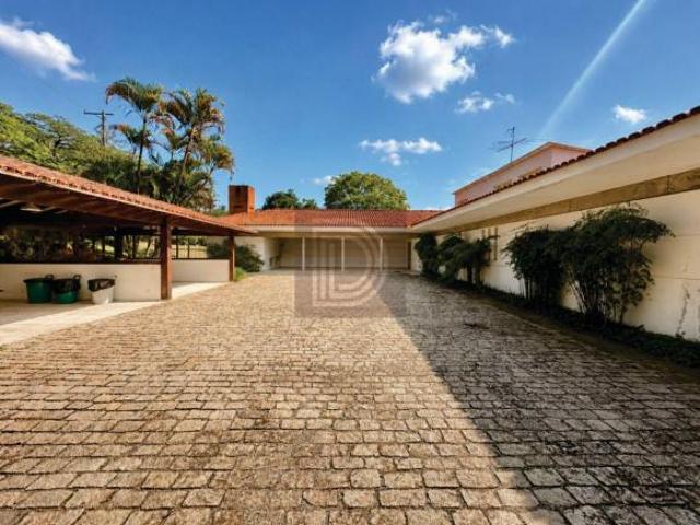 COND. PALOS VERDES UMA CASA ÚNICA, 80% TÉRREA, COM 4 SUÍTES, LAZER COMPLETO E 12 VAGAS!