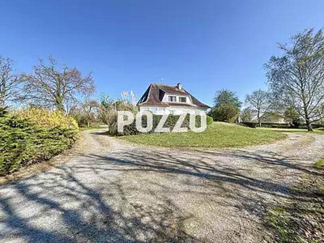Condé sur Vire 50890 Achat / Vente maison 10 pièces t10 au dernier étage terrasse