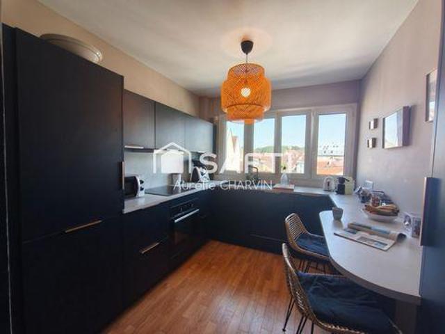 Condo 4 chambres, Lons Franche 39000 DLS104993596