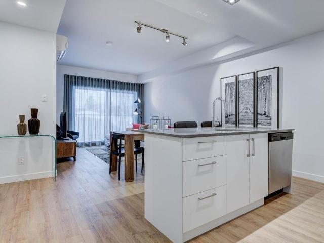 Condo 1 chambre Université Laval 2 mois gratuits ! Québec appartement / logement à louer