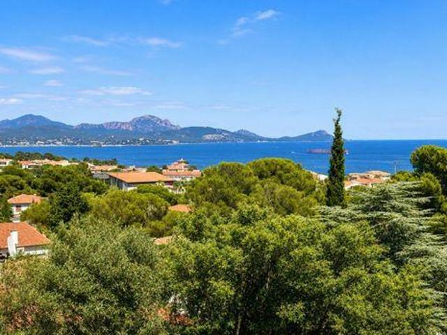 Condo 1 chambres, Frejus Provence 83370 DS104231361