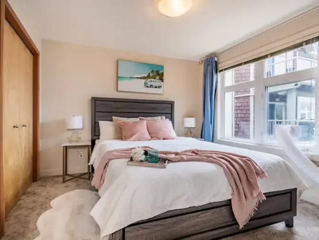 Condo 2 Bedroom For Rent Canmore AB 3300 ES105804406