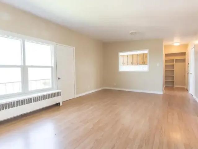 Condo 2 Bedroom For Rent Elliot Lake ON 1695 ELS102846911