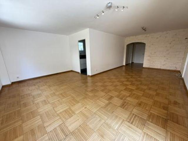 Condo 2 chambres, Martigues Provence Alpes Côte d'Azur 13500 ES92176912