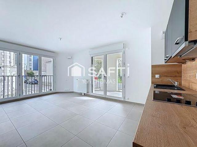 Condo 2 chambres, Orleans Centre 45000 DS99836589
