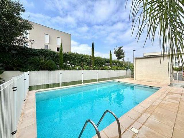 Condo 2 chambres, Frejus Provence 83600 DLS104371800