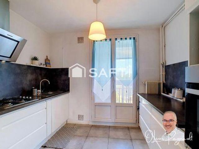 Condo 2 chambres, Lyon 8e Arrondissement Rhône 69008 ELS105272762
