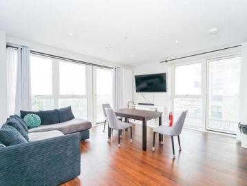 Condo 3 Bedroom For Sale London Southall 680000 ES97112992