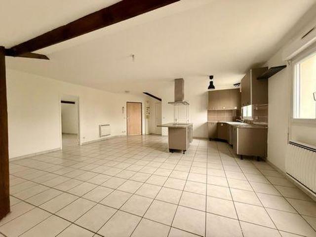 Condo 3 chambres, Coulommiers Île 77120 DS99770818