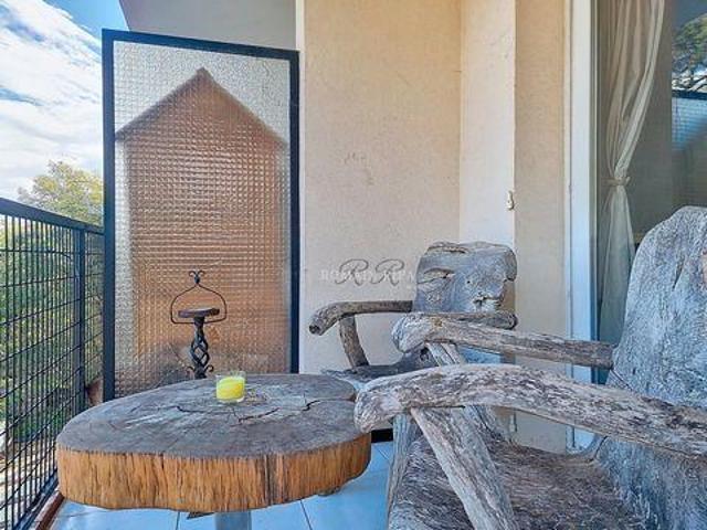 Condo 3 chambres, Frejus Provence 83600 DS105509246