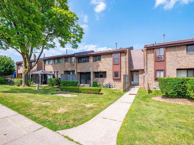 Condo Townhouse Property
