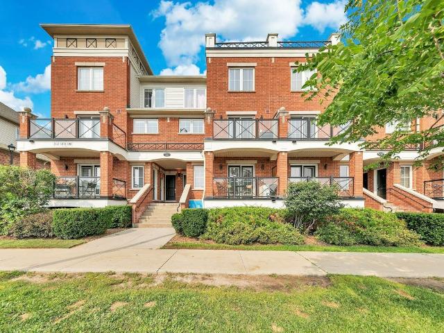 Condo Townhouse Property