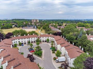 Apartment for rent in Peel, Ontario - Garden