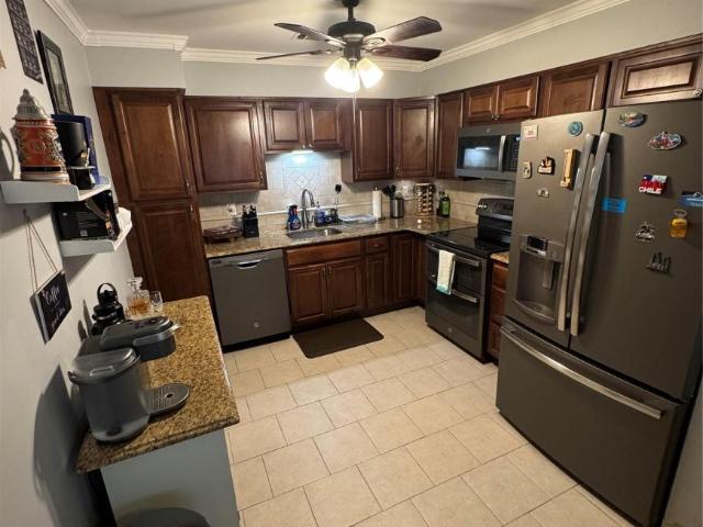 condo Wheatley Heights NY DS100670657