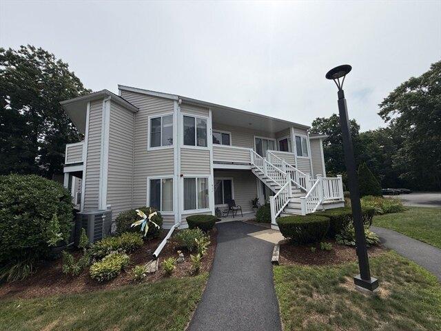 condo with 1 bedroom, Taunton MA ES105404492