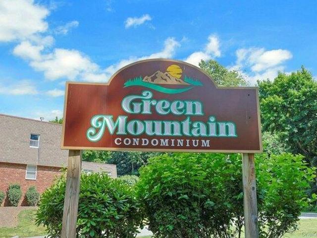 condo with 1 bedroom, Thiells NY ES105318867
