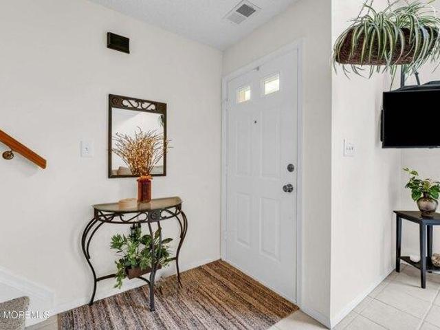 condo with 1 bedroom, Tinton Falls NJ ES104539854