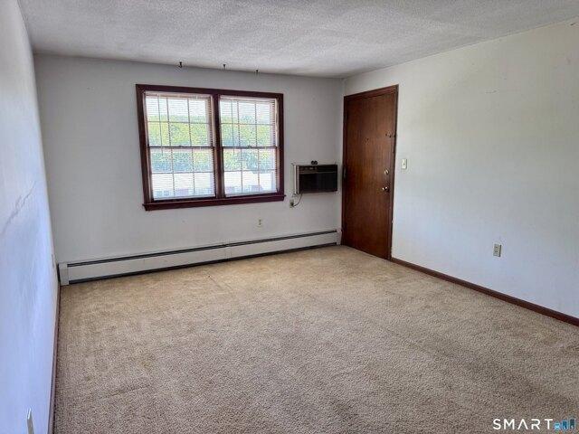 condo with 1 bedroom, Vernon CT DS103440359