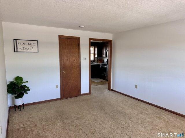 condo with 1 bedroom, Vernon CT ES103440359