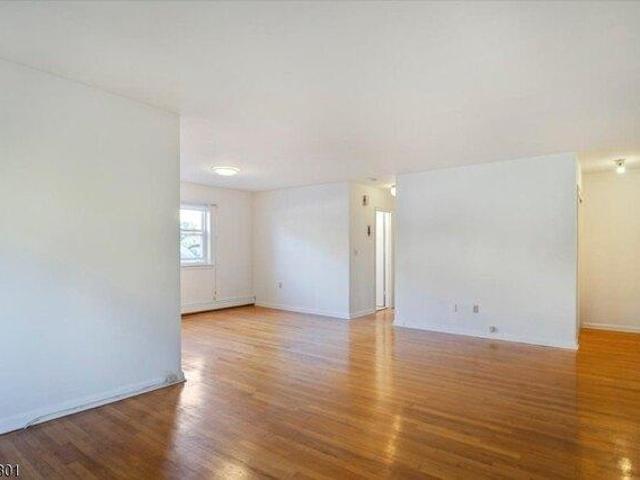 condo with 1 bedroom, Verona NJ ES105723747