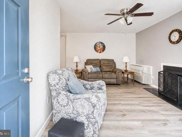 condo with 1 bedroom, Voorhees NJ ES105287554