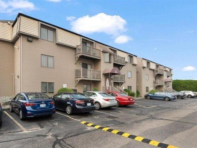 condo with 1 bedroom, West Warwick RI ES105415823