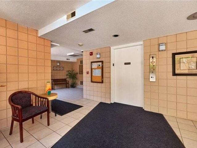 condo with 1 bedroom, West Warwick RI ES105588770