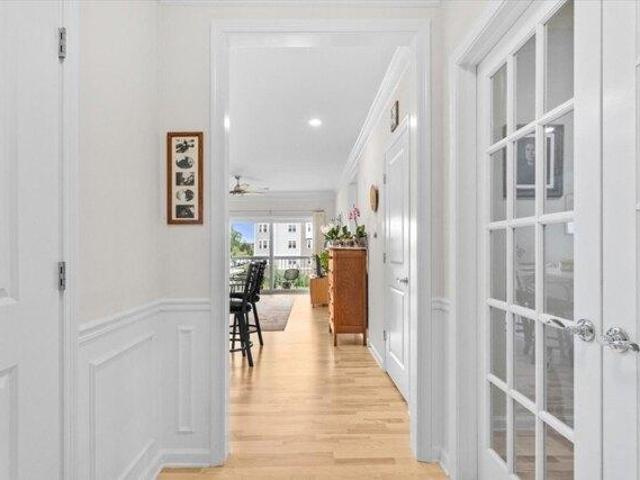 condo with 1 bedroom, Westborough MA ES105239354