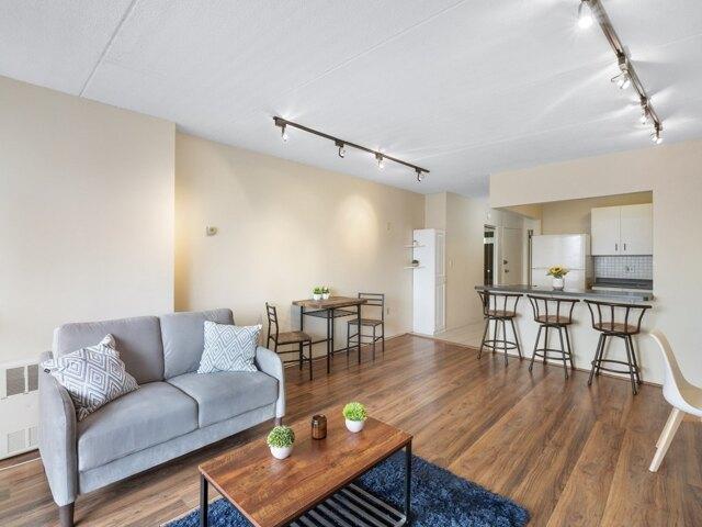 condo with 1 bedroom, Winchester MA ES105590716