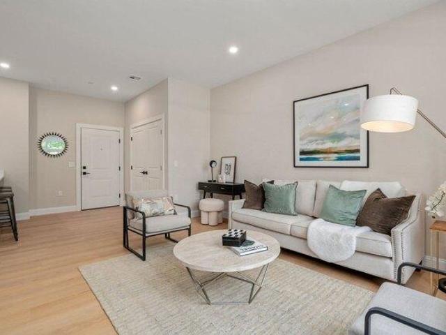 condo with 1 bedroom, Wilmington MA ES105511799