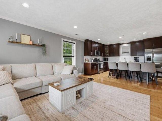 condo with 1 bedroom, Wilmington MA ES105632425