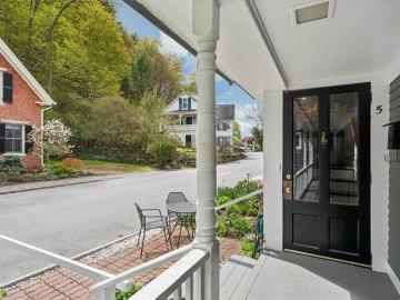 condo with 1 bedroom, Woodstock VT DS103440792