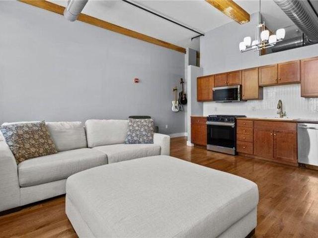 condo with 1 bedroom, Woonsocket RI ES105477293
