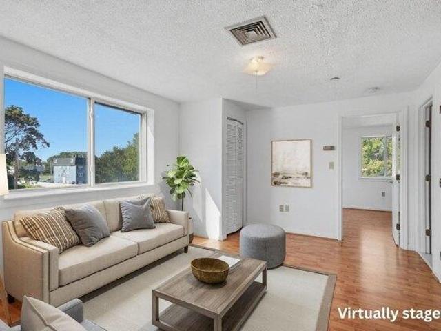 condo with 1 bedroom, Woburn MA ES105574747