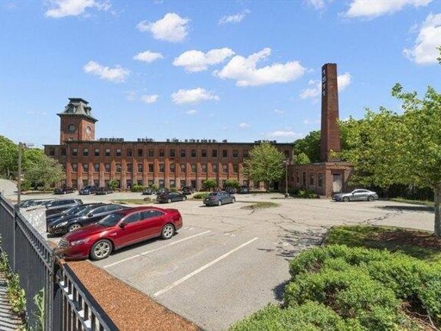 condo with 1 bedroom, Worcester MA ES105577139