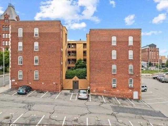 condo with 1 bedroom, Worcester MA ES105610264